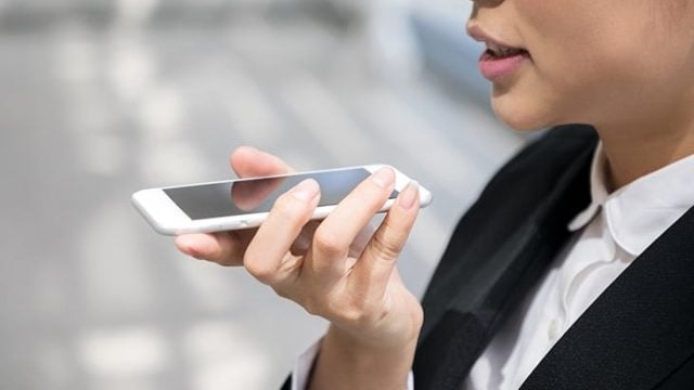 mic-fright-news609984170